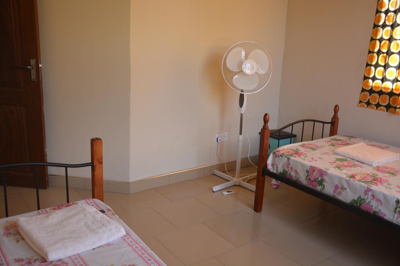 The Accra Backpackers Hostel Extérieur photo