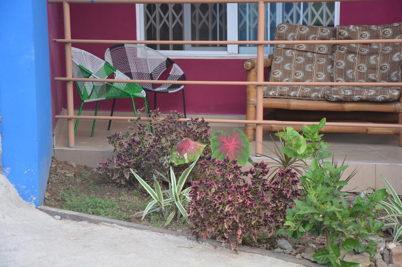 The Accra Backpackers Hostel Extérieur photo