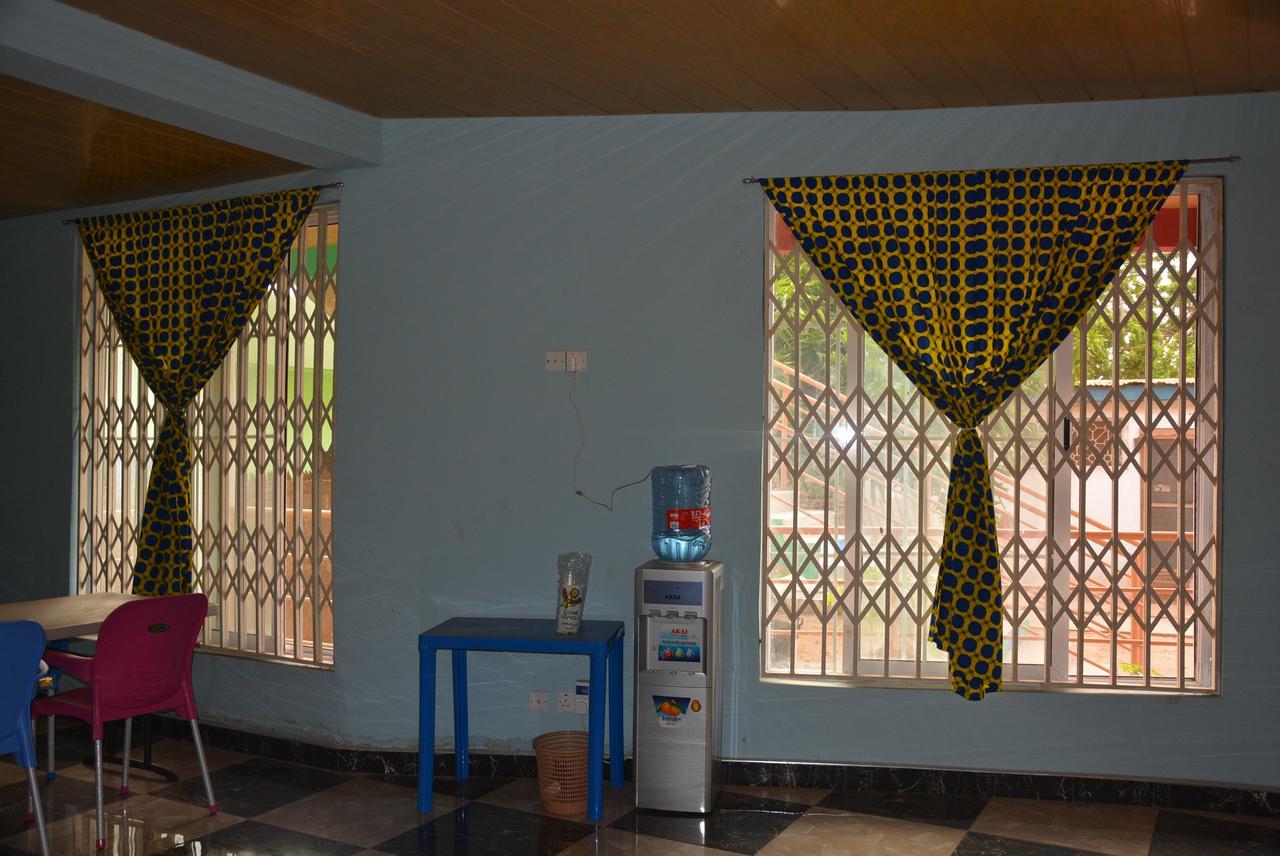 The Accra Backpackers Hostel Extérieur photo