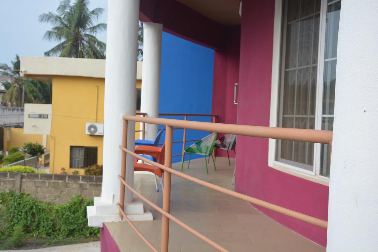 The Accra Backpackers Hostel Extérieur photo