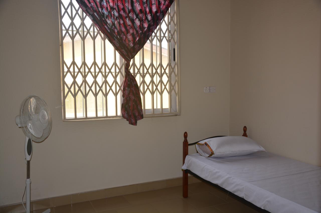 The Accra Backpackers Hostel Extérieur photo